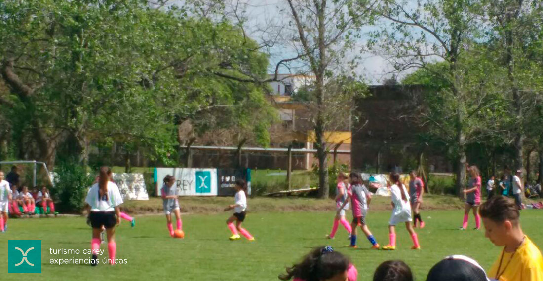 Encuentro nacional de fútbol femenino en Grupo Ekipo